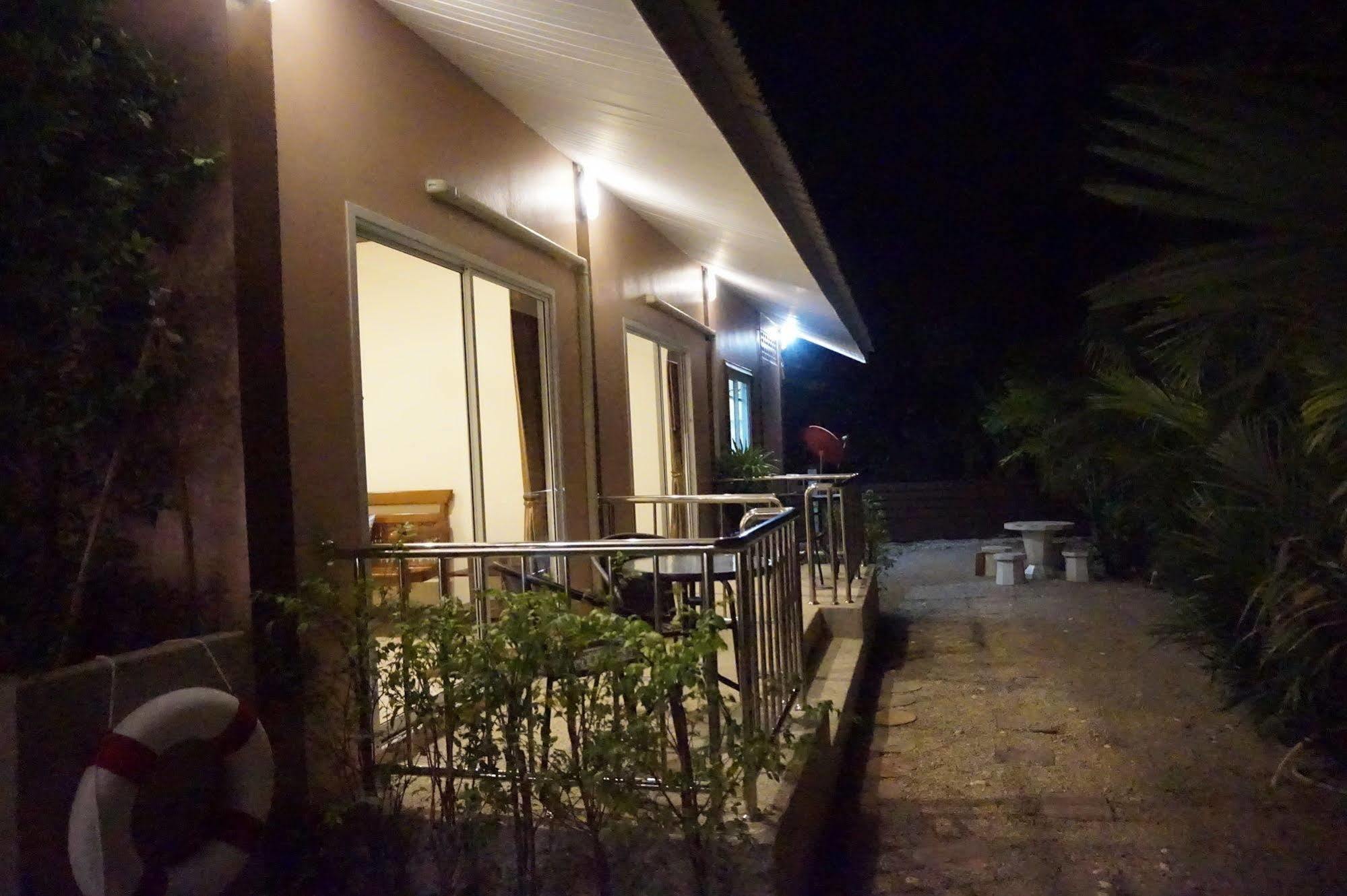 Hotel Snowhouse Aonang Krabi Ao Nang Esterno foto