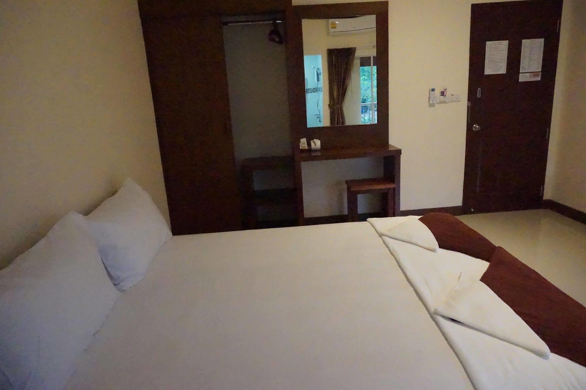 Hotel Snowhouse Aonang Krabi Ao Nang Esterno foto